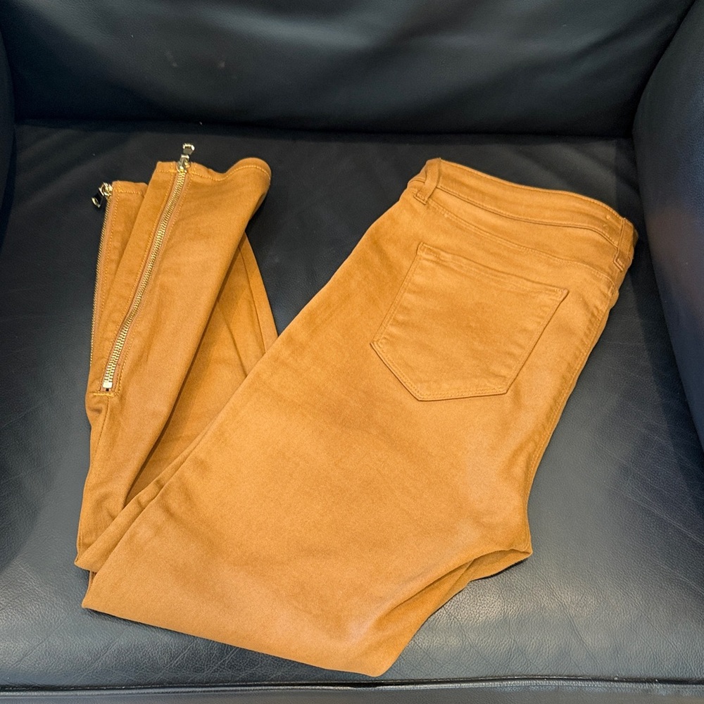 Stylish Tan Pants with Side Zipper by L’AGENCE